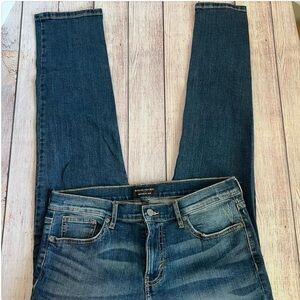 Banana Republic Girlfriend Jeans 29